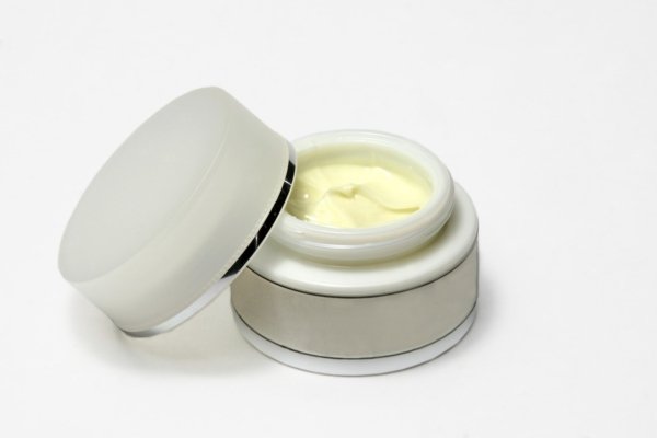 skincare ingredient cream jar